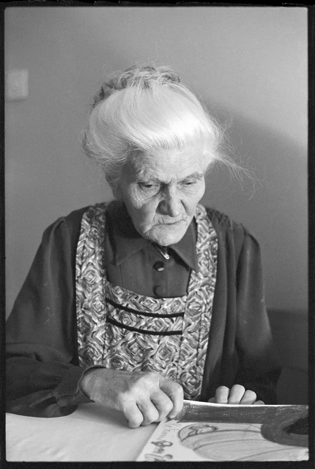 © Photo : Henriette Grindat Archives de la Collection de l’Art Brut de Lausanne, Droits d’auteur : Association Aloïse, M. Jean-David Mermod, jd.mermod@gmail.com